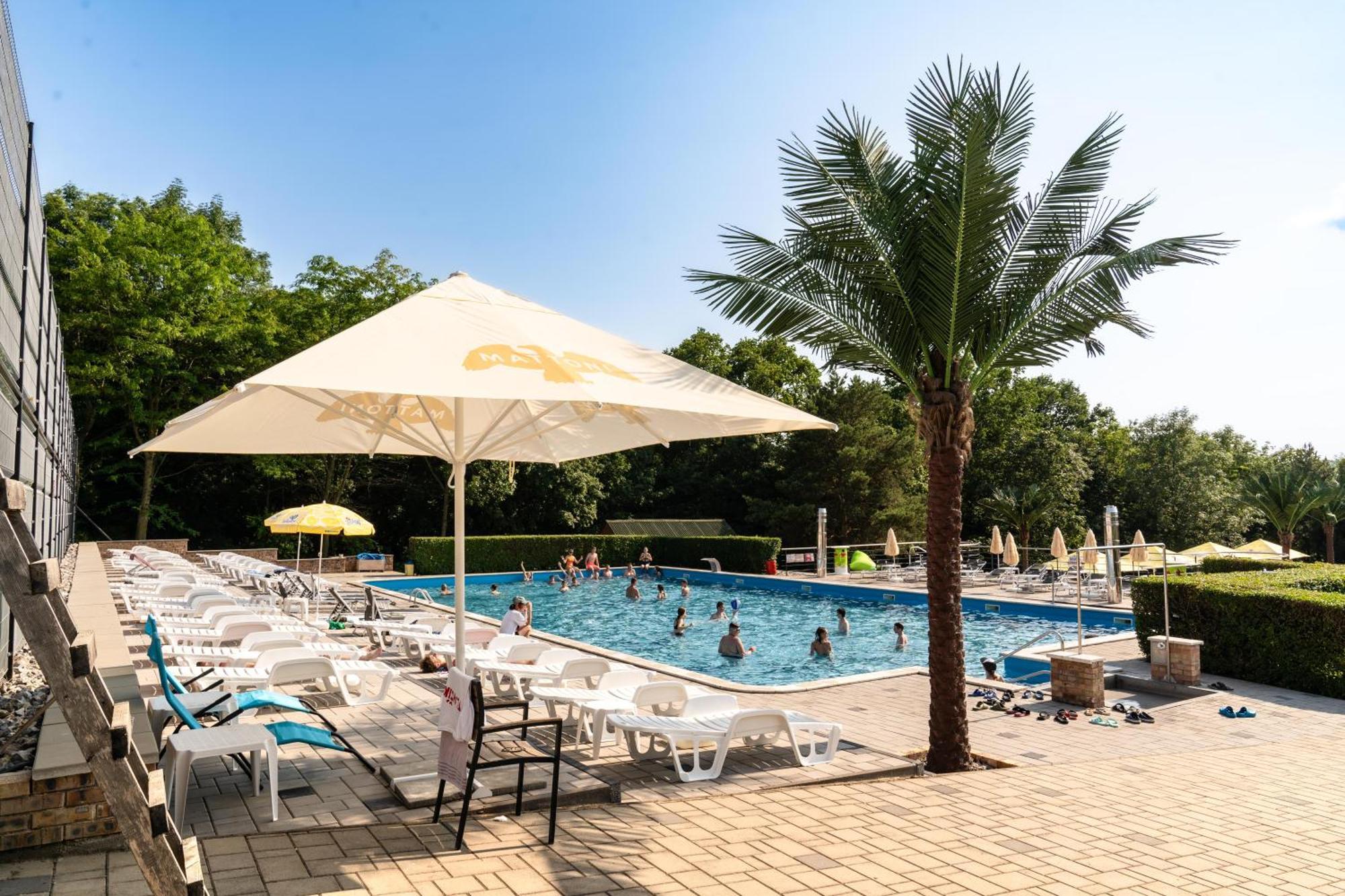Chaty - Resort Aqua Maria Velaty Екстер'єр фото